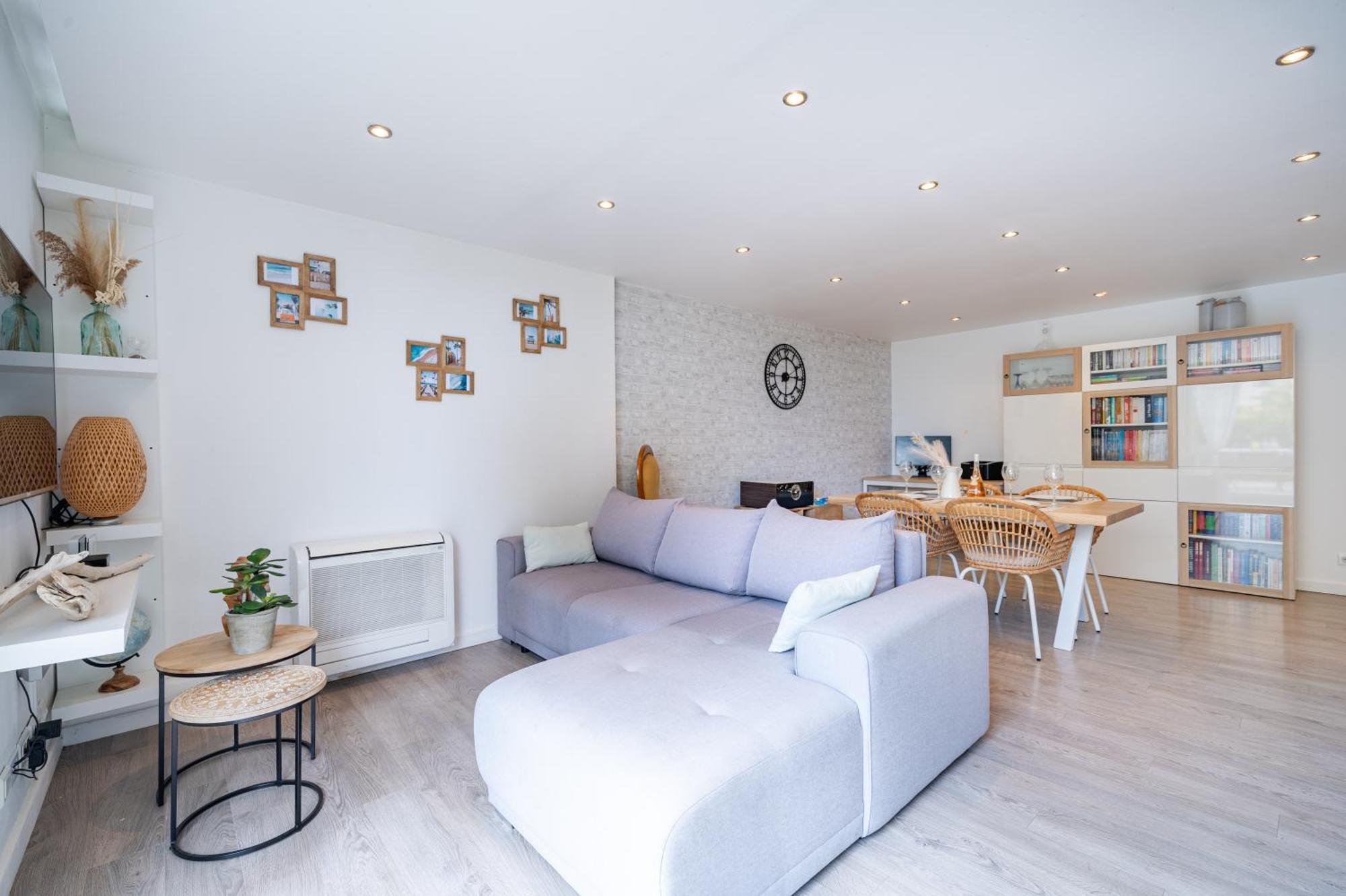 Superb 2 Bedroom In *