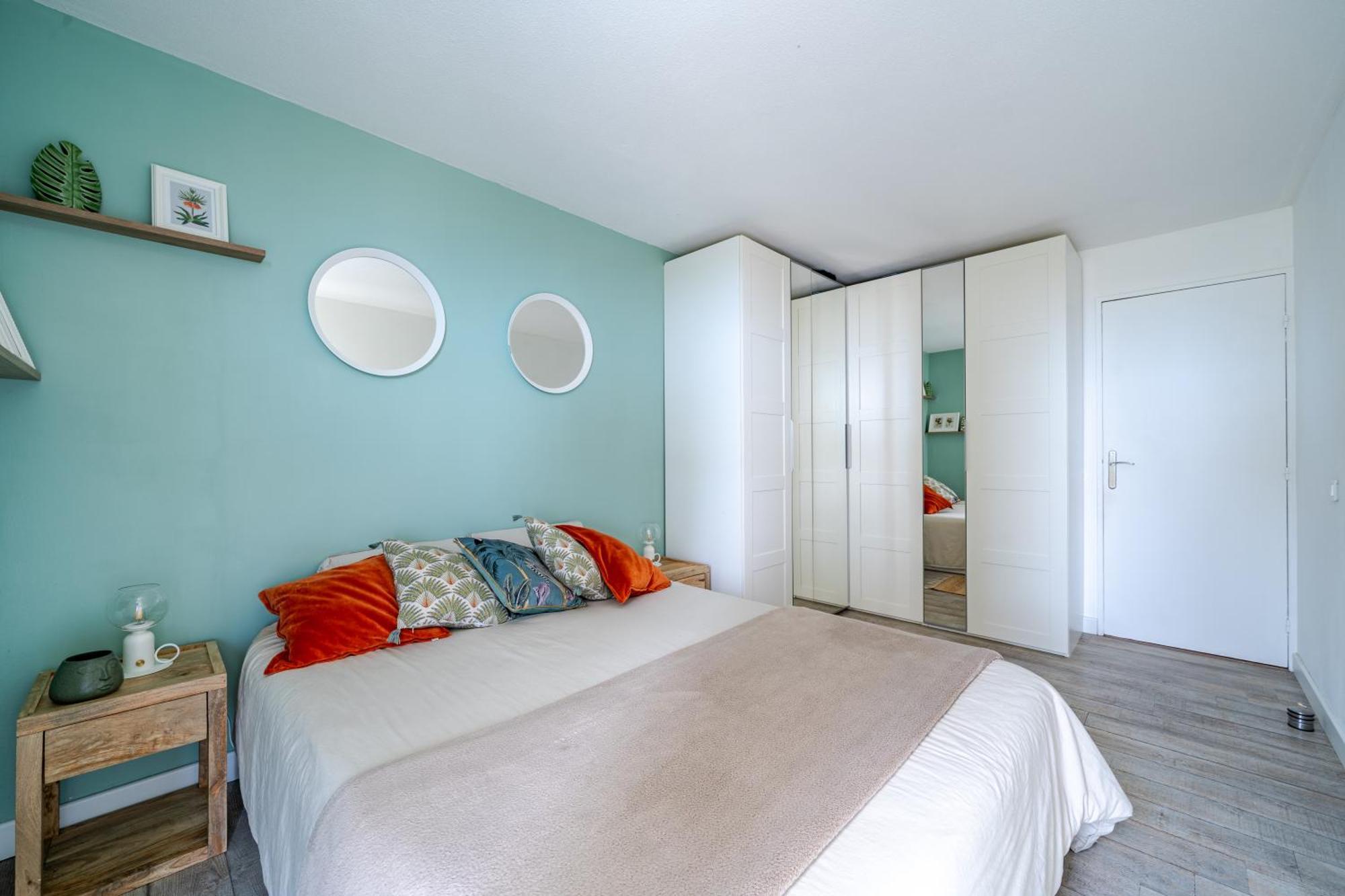 Superb 2 Bedroom In *